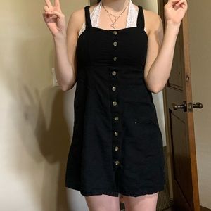 cute black dress!